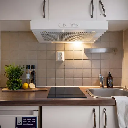 Heart Of - Quiet - Close To Everything Apartment *