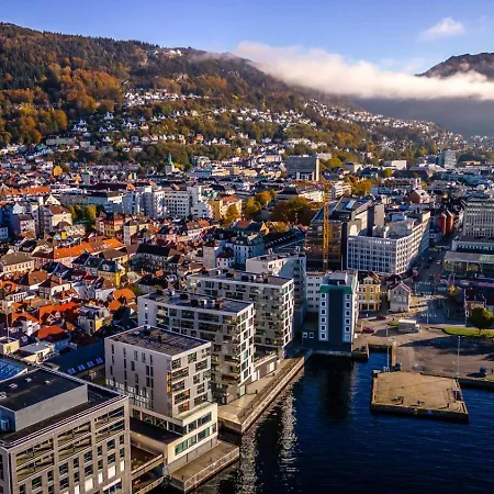 Heart Of - Quiet - Close To Everything * Bergen